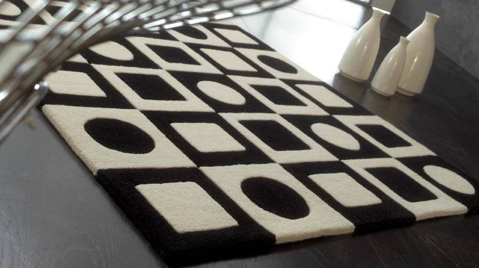 Tapis 100% laine noir et blanc motifs géométriques - tapis tufté main
